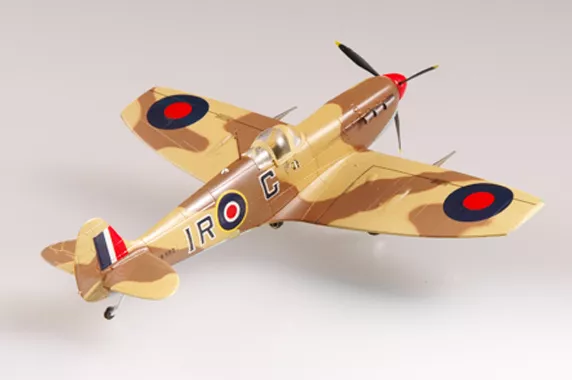 Trumpeter Easy Model - Spitfire Mk V / Trop RAF 224th Wing Comm